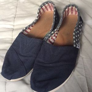 Toms Navy American Slip Ons